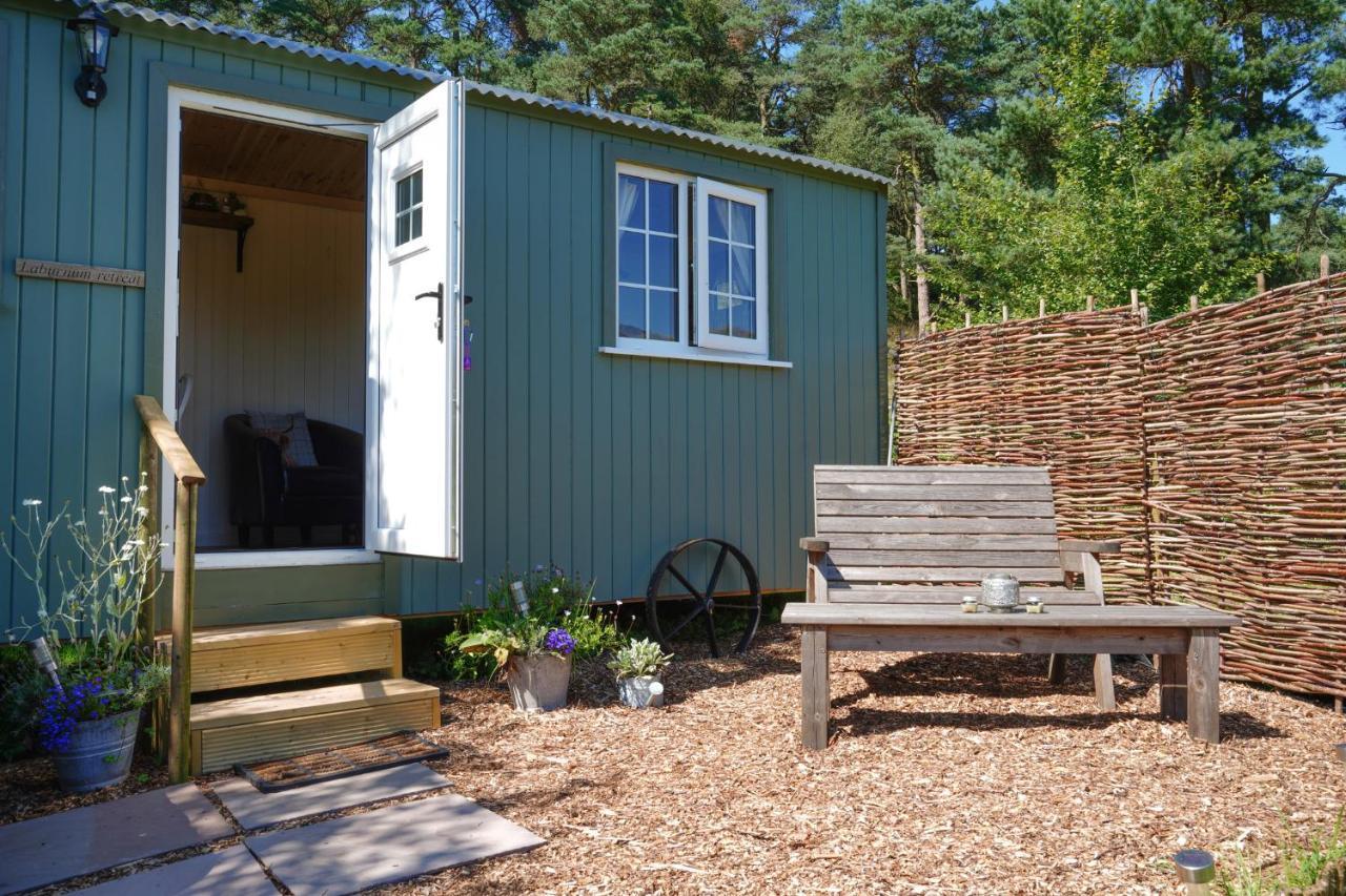The Laburnum Retreat Shepherd Hut Private Hot Tub Upper Hulme Ngoại thất bức ảnh